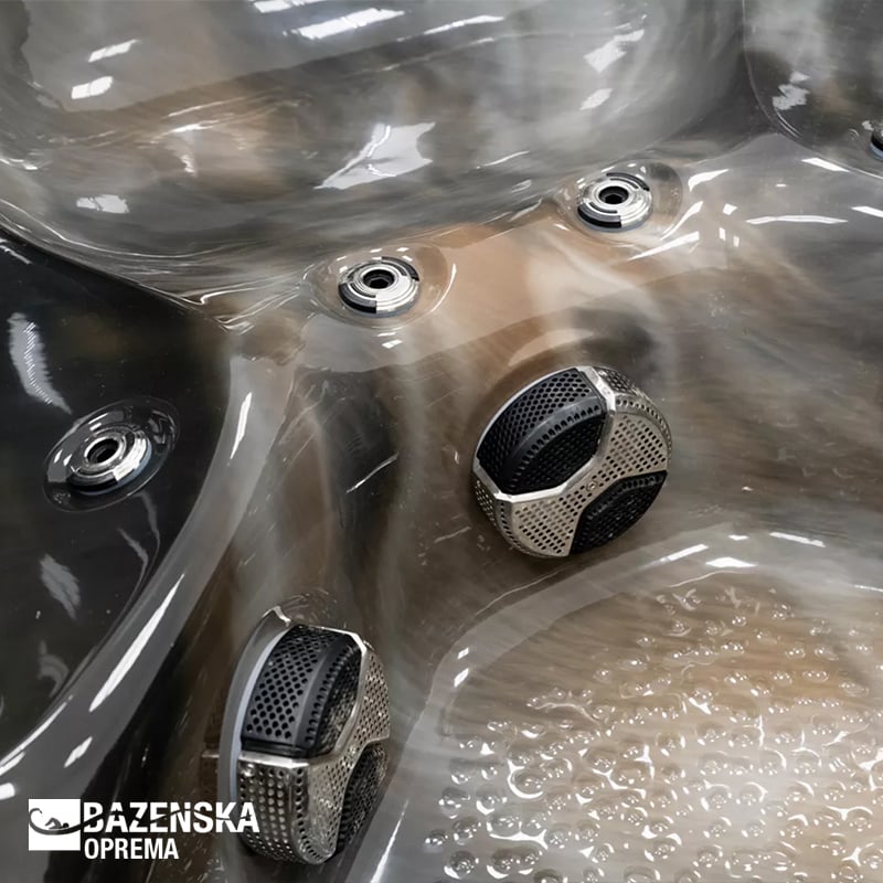 Hidromasažna kada Kenya